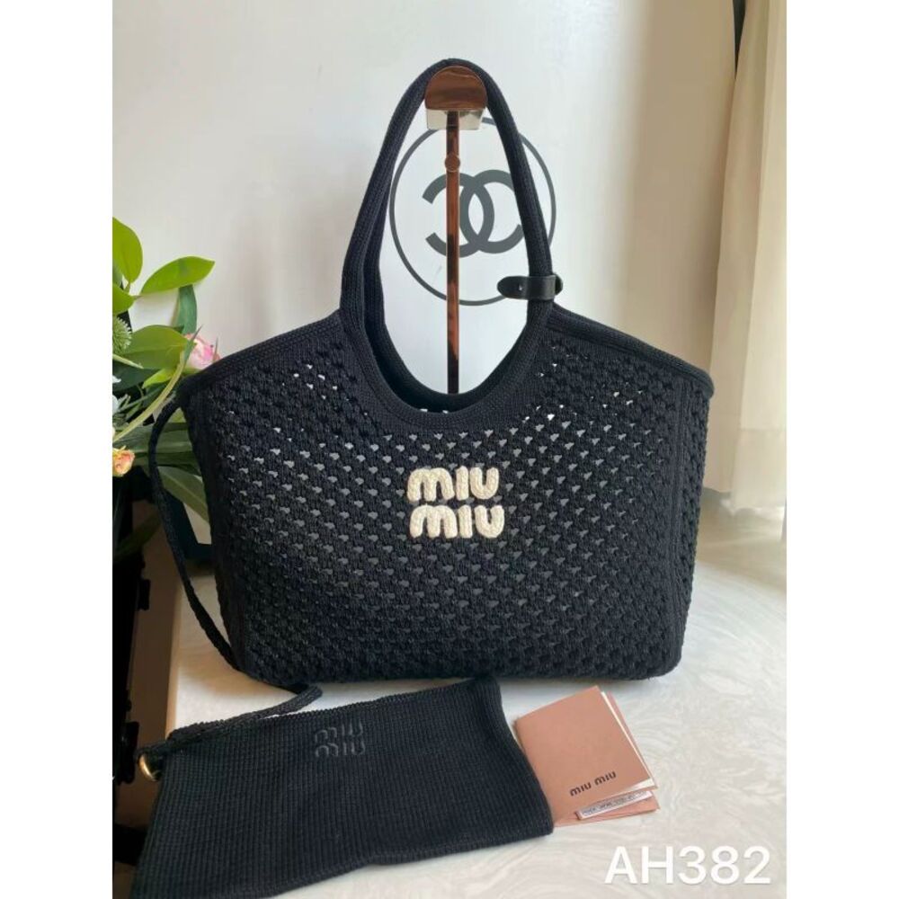 Miu Miu Women Pre-Loved Bag Very Good Condition